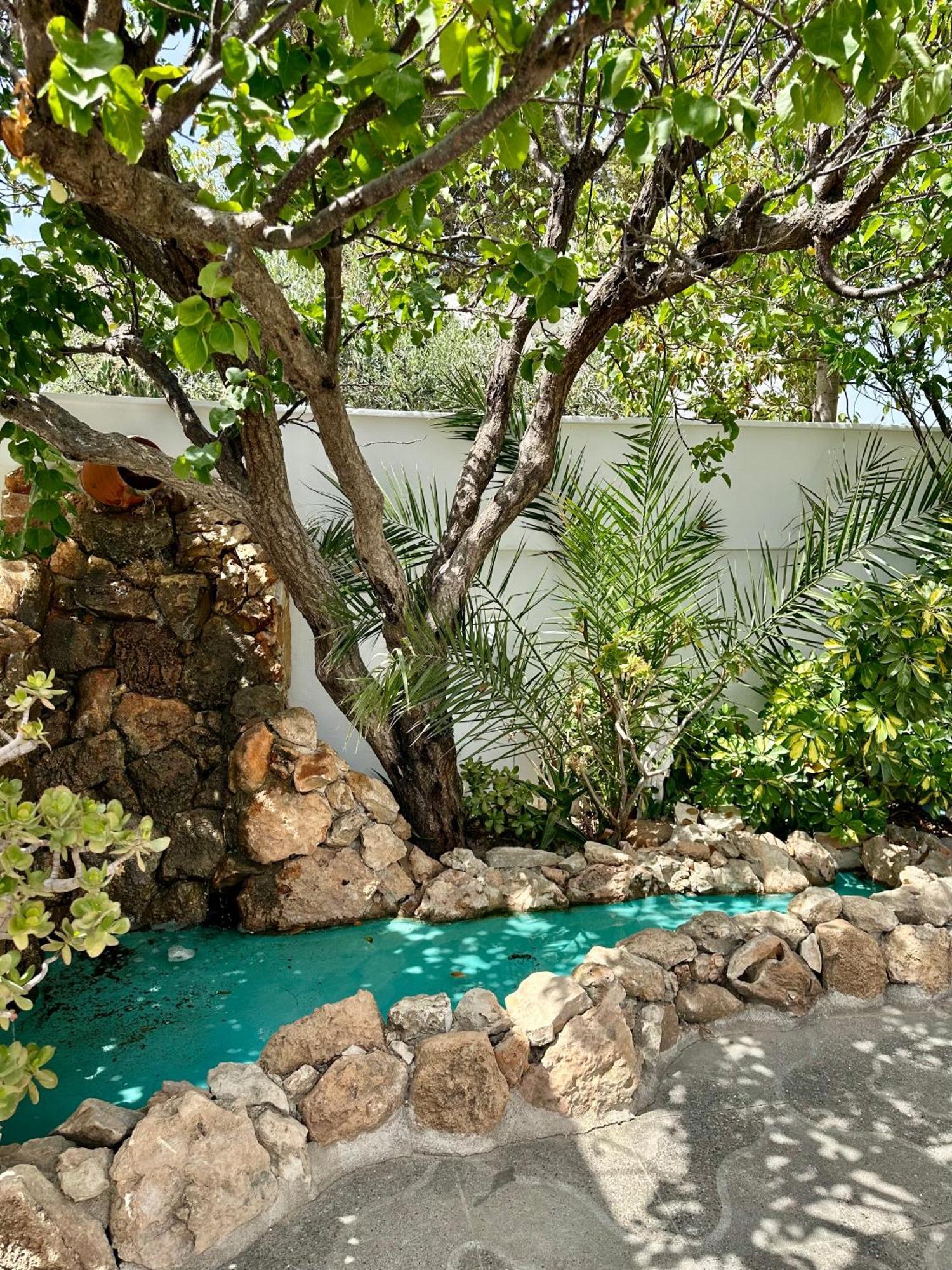 פארוס Athina Rooms - Lounge Apartments מראה חיצוני תמונה